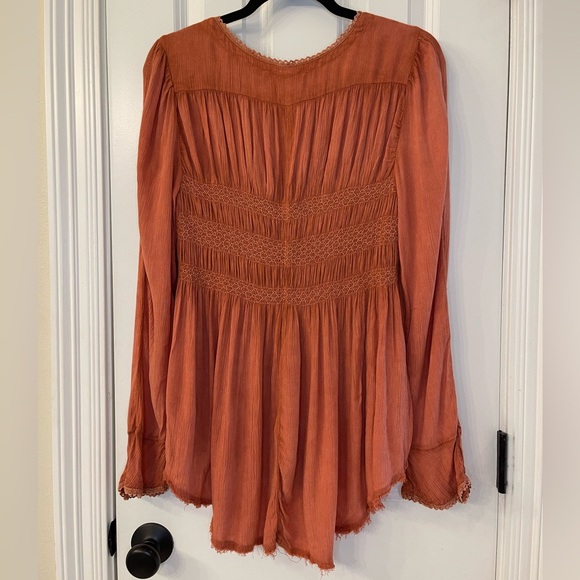 Free People Blue Bird Smocked Tunic Shirt Size Small - boho hippie festival - Picture 9 of 9